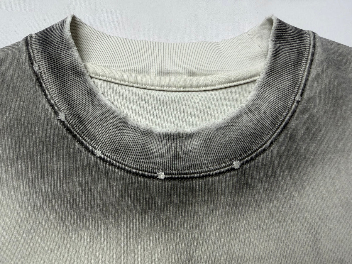 Women’s Vintage Washed Gray Courage Graphic Tee, Distressed Chain Print Crewneck Short Sleeve T-Shirt, Relaxed Fit Y2K Grunge Streetwear Top