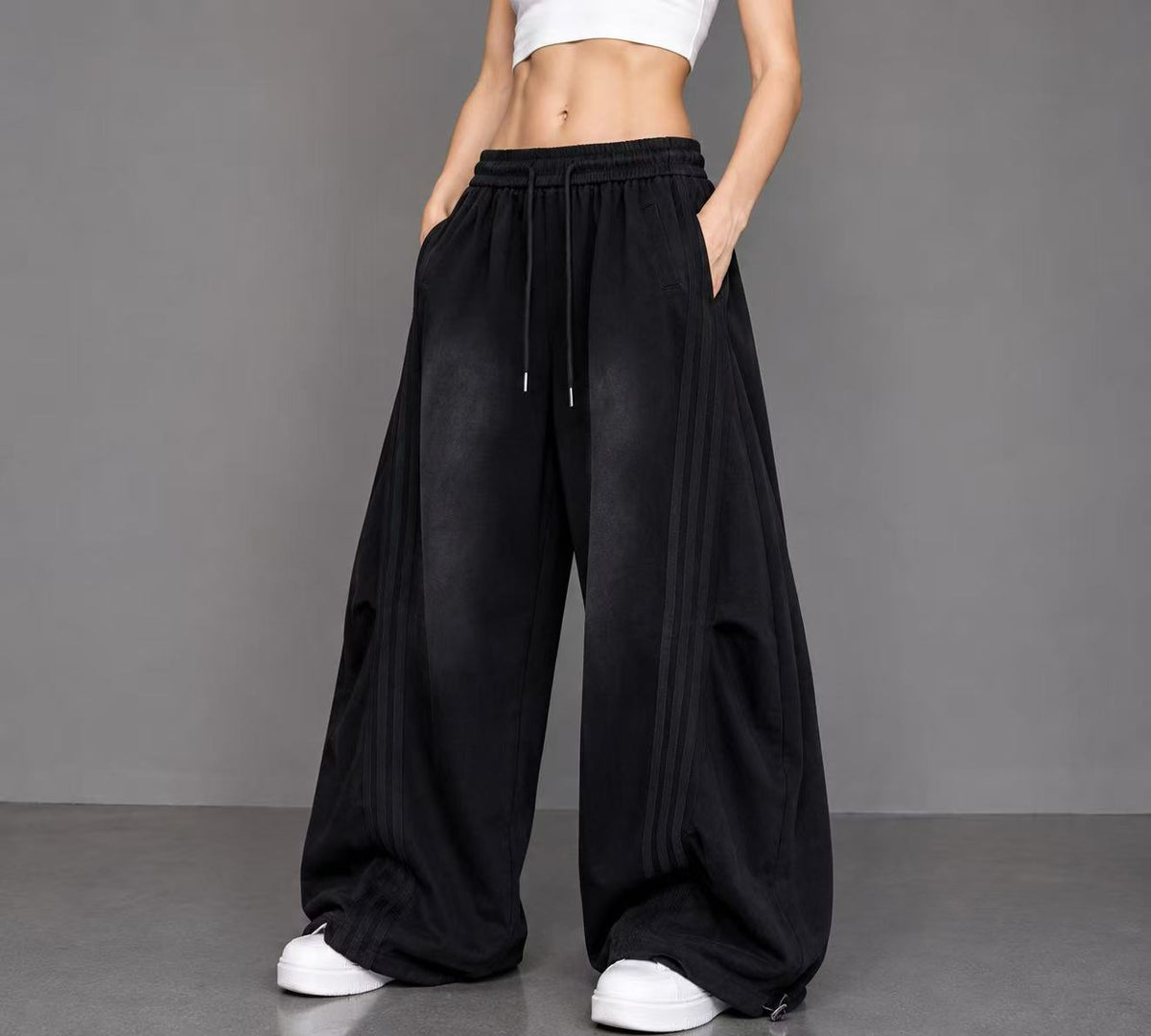 2026 New Arrival Black American‑Style Side‑Striped Casual Pants for Women, Trendy Spliced Draping Wide‑Leg Sweatpants