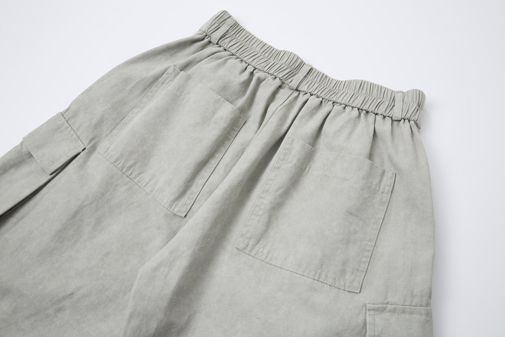 Silver District Women’s Light Gray Cargo Pants – Relaxed Wide-Leg Utility Pants with Zipper and Multi-Pocket Details