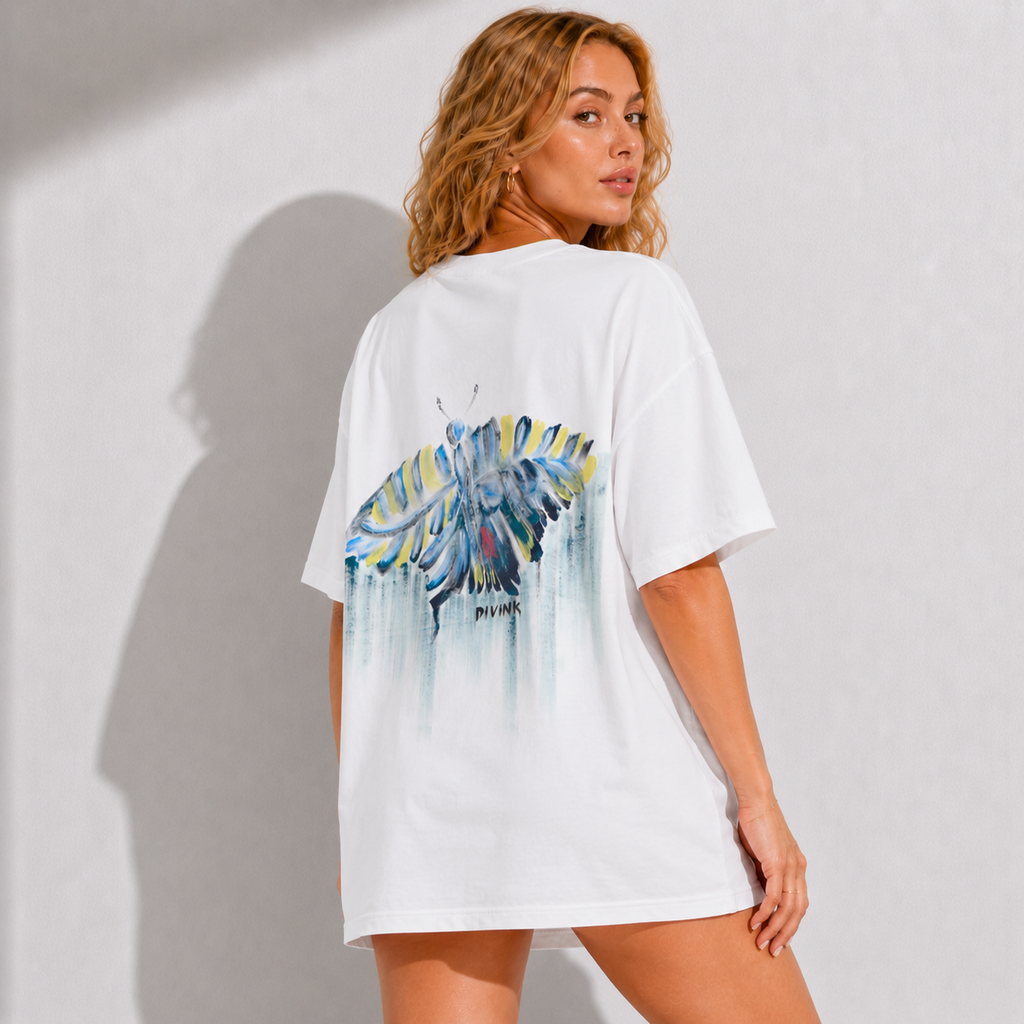 DIVINK Wingform Graphic Tee – Abstract Insect Art Oversized T-Shirt