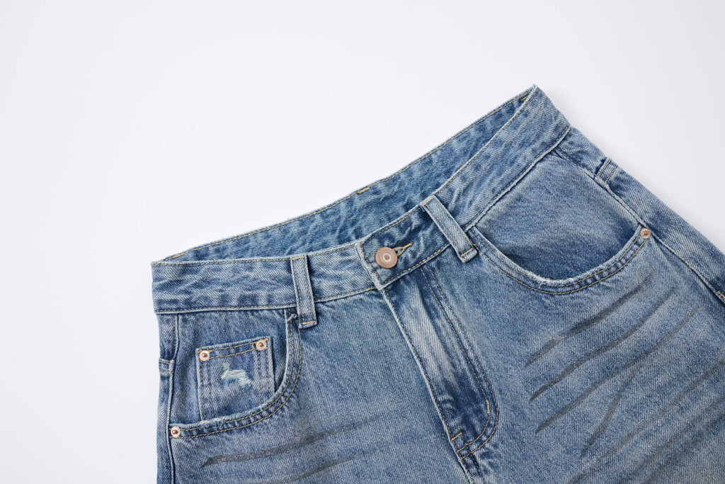 Vintage Wash Straight Leg Jeans – Distressed Relaxed Fit Denim