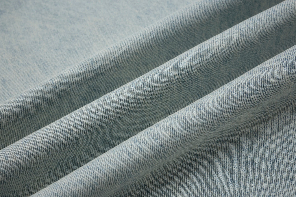 Vintage Washed Distressed Jeans – Light Blue Wide-Leg Denim