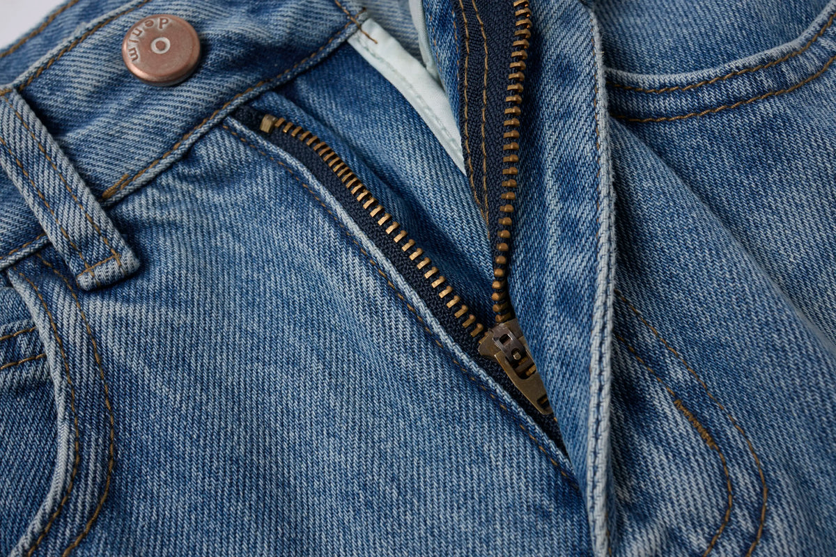 Baggy Barrel Jeans – Washed Wide Curve Denim