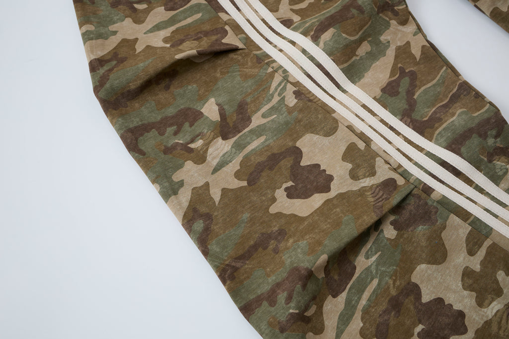 Aqua Recon Women’s Camo Track Pants – Baggy Barrel-Leg Streetwear Pants with Triple Side Stripes