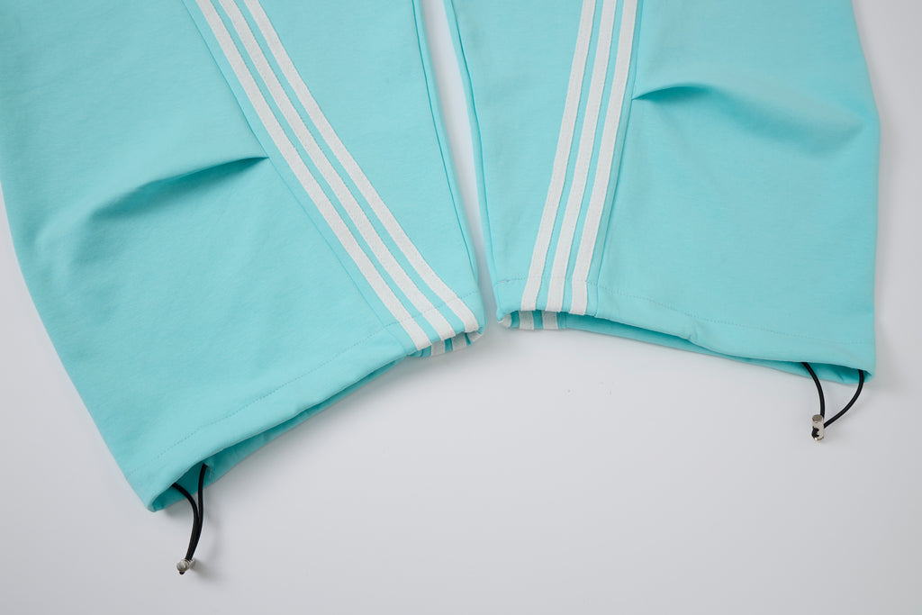 Women’s Light Blue Triple-Stripe Baggy Wide-Leg Track Pants with Drawstring Waist and Pockets