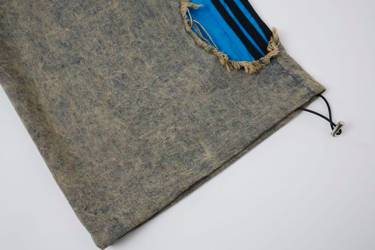 Pantalón de Mezclilla Vintage Gris con Paneles Azul Eléctrico y Corte Extra Ancho