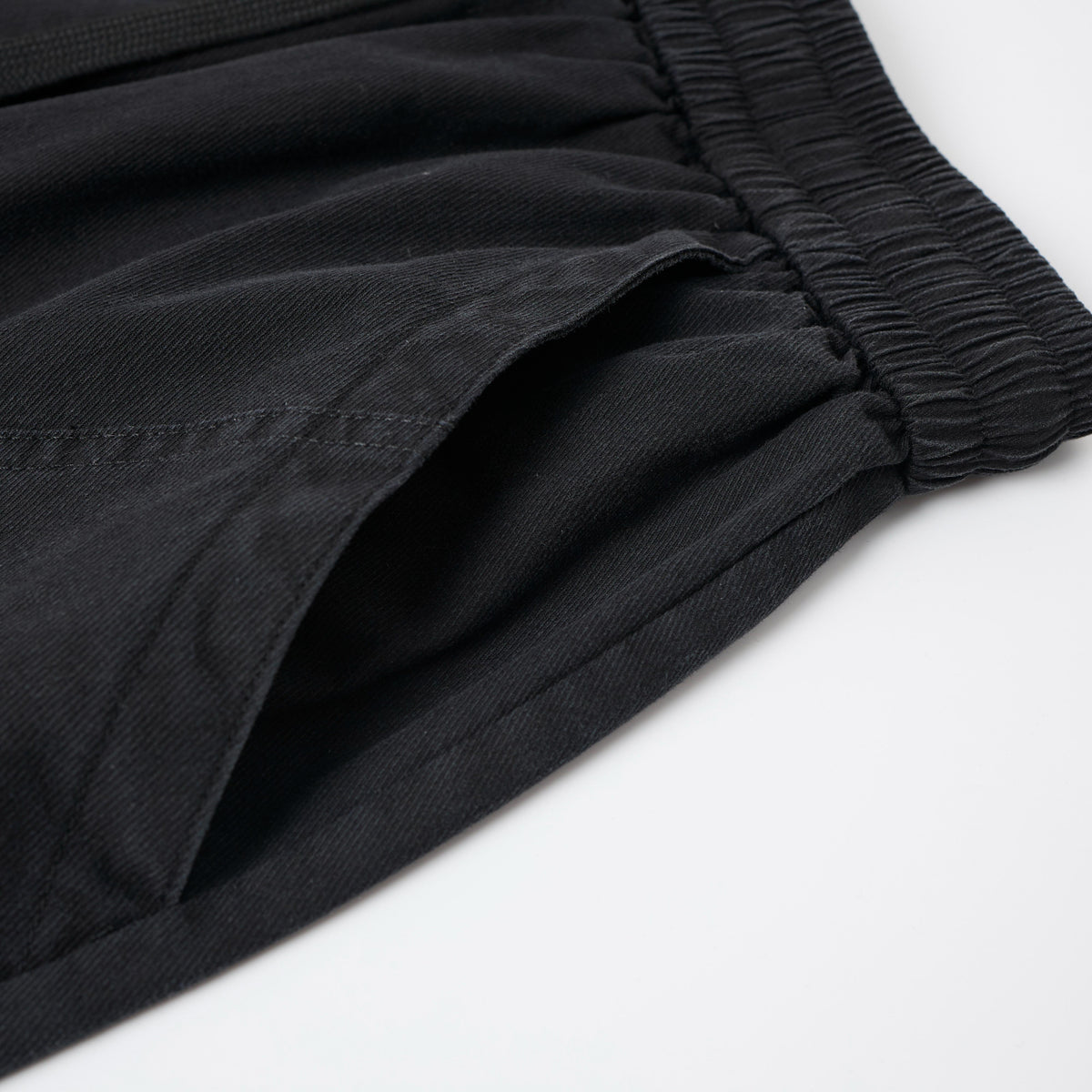 Urban Nomad Women’s Black Utility Cargo Pants – Relaxed Baggy Wide-Leg Pants with Multi-Pocket Design