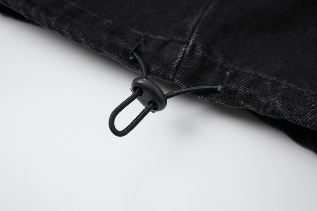 Shadow Ops Distressed Black Cargo Jeans – Relaxed Wide-Leg Utility Denim Pants with Multi-Pocket Detail