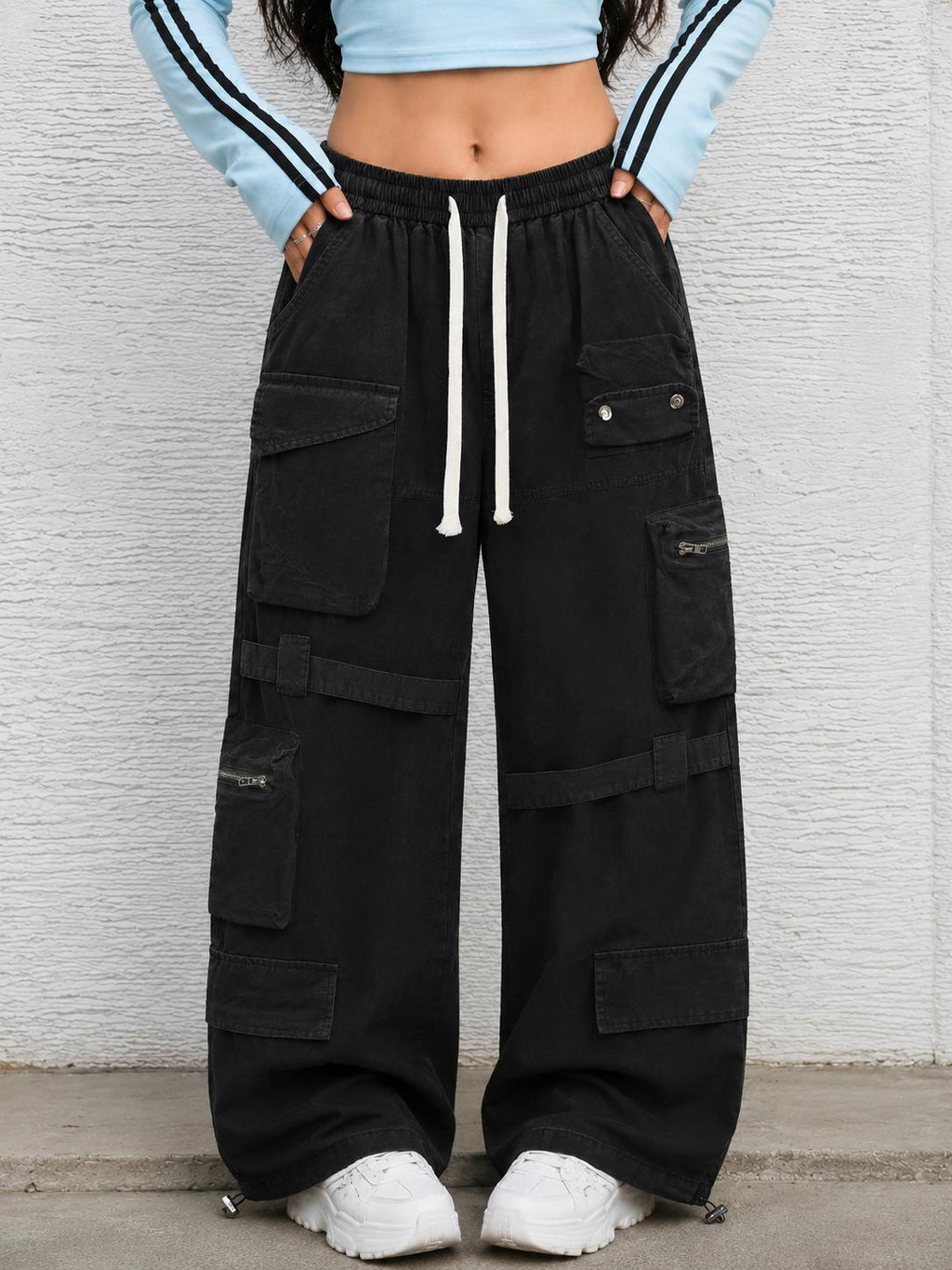 Midnight Rebel Women’s Multi-Pocket Cargo Pants – Washed Black Baggy Wide-Leg Streetwear Pants with Drawstring Waist